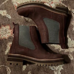 Timberland maroon size 7.5 women’s boots